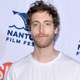 Illustration for article titled Thomas Middleditch tries to turn an L.A. Kings game into a Comedy Bang! Bang! episode